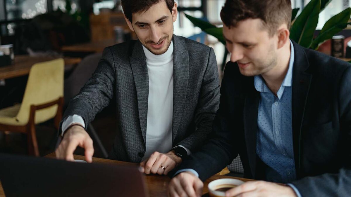 What Web Design Trends Should You Incorporate To Stay Competitive on thevocalpoint